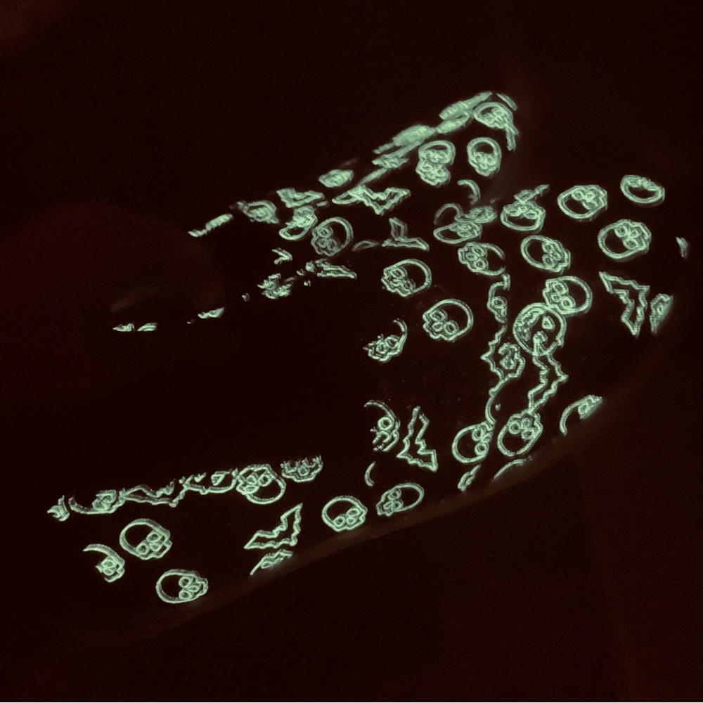 Tommy Bahama Halloween Slip-On (Glow in the Dark!)